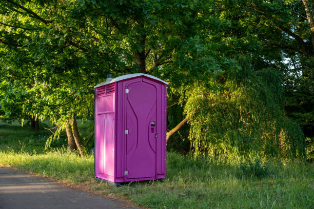 Portable Toilet Options We Offer in Trumbull Center, CT